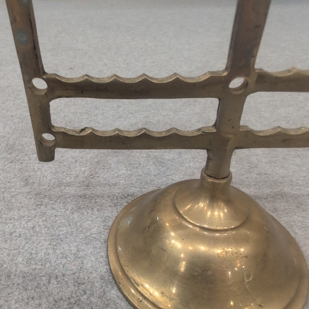 Vintage Brass Gothic Cathedral Arch Earring Stand Jewelry Display Organizer - Picture 2 of 7